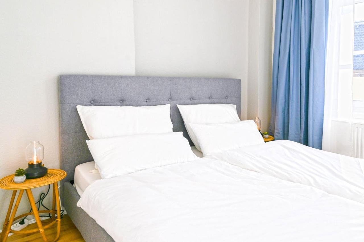 120Qm Denkmal Apartment In Krefeld Mit Stuck Und Balkon - Beuys Apartments - קרפלד מראה חיצוני תמונה