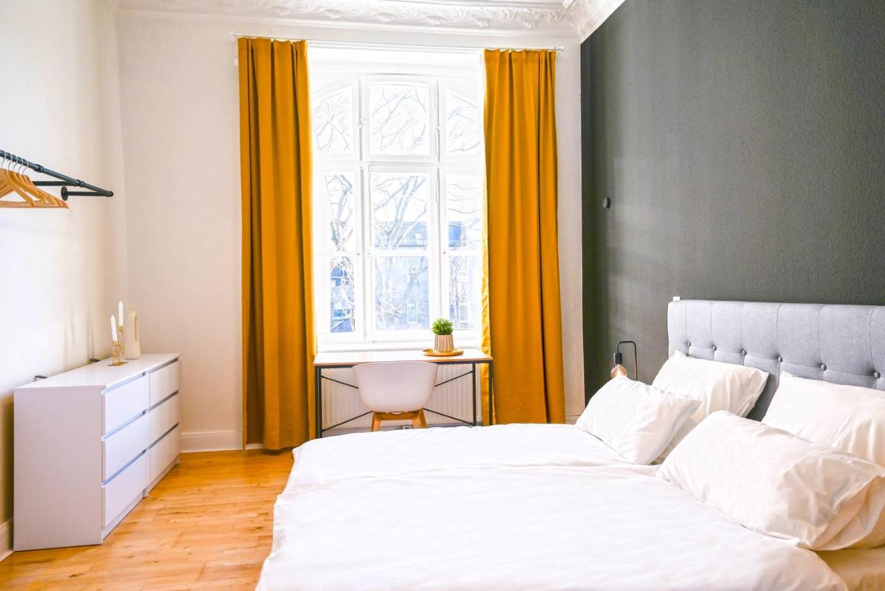 120Qm Denkmal Apartment In Krefeld Mit Stuck Und Balkon - Beuys Apartments - קרפלד מראה חיצוני תמונה