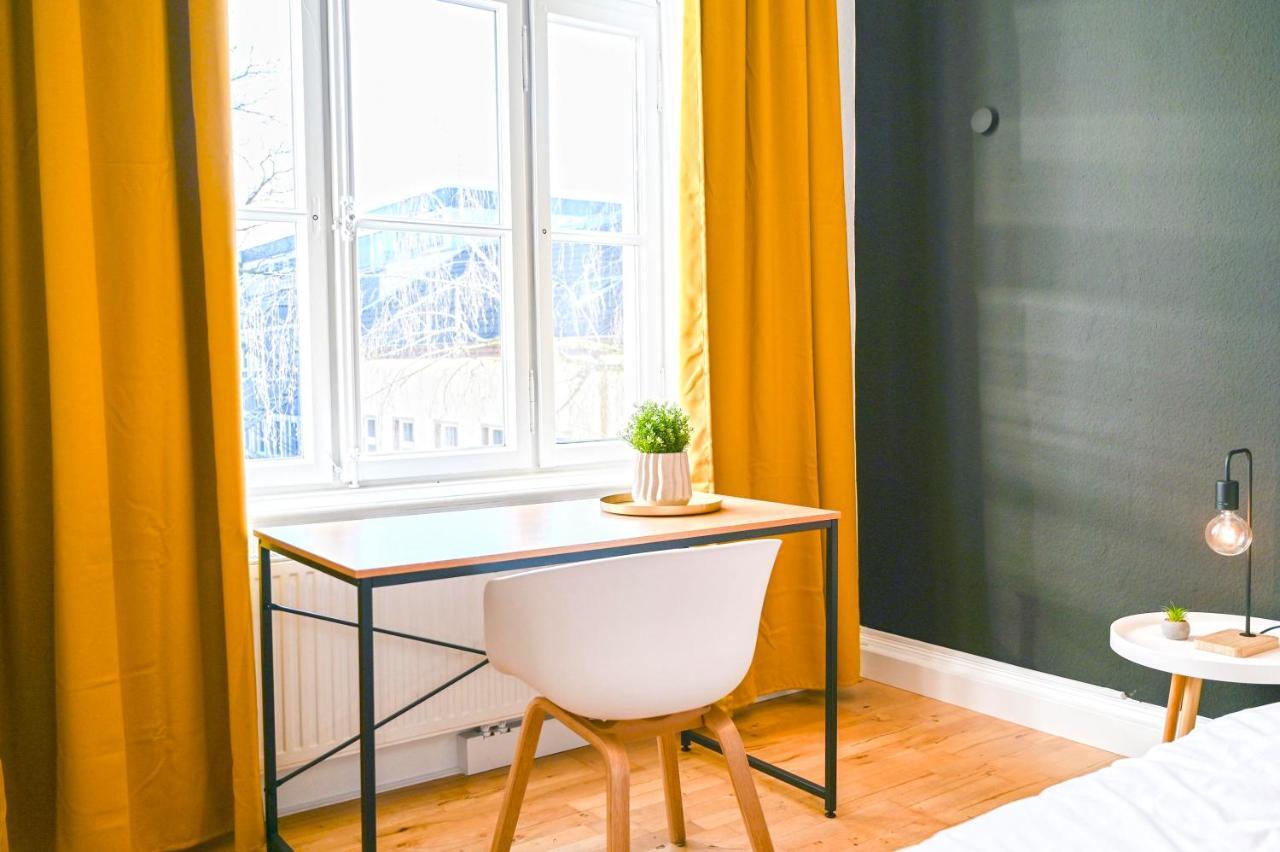 120Qm Denkmal Apartment In Krefeld Mit Stuck Und Balkon - Beuys Apartments - קרפלד מראה חיצוני תמונה