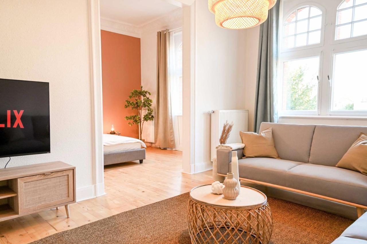 120Qm Denkmal Apartment In Krefeld Mit Stuck Und Balkon - Beuys Apartments - קרפלד מראה חיצוני תמונה